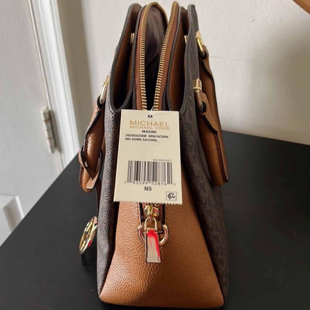 Michael Kors - Picture 4 of 5